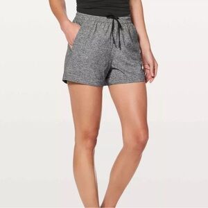 Lululemon Women's Spring Break Away Short II *3" Heather Lux Multi Black Size 4